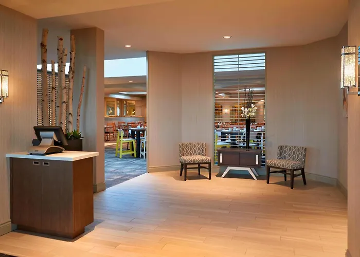 Delta s By Marriott Toronto Airport & Conference CentreAirport Hotel